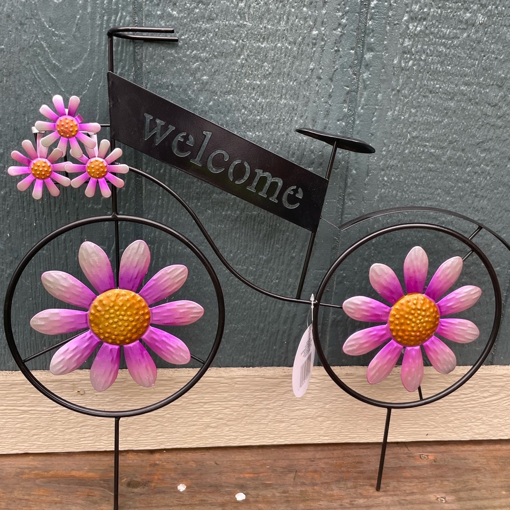 NWT 20” Metal Bike Sunflower Welcome Garden Stake Flower Decor Outdoor